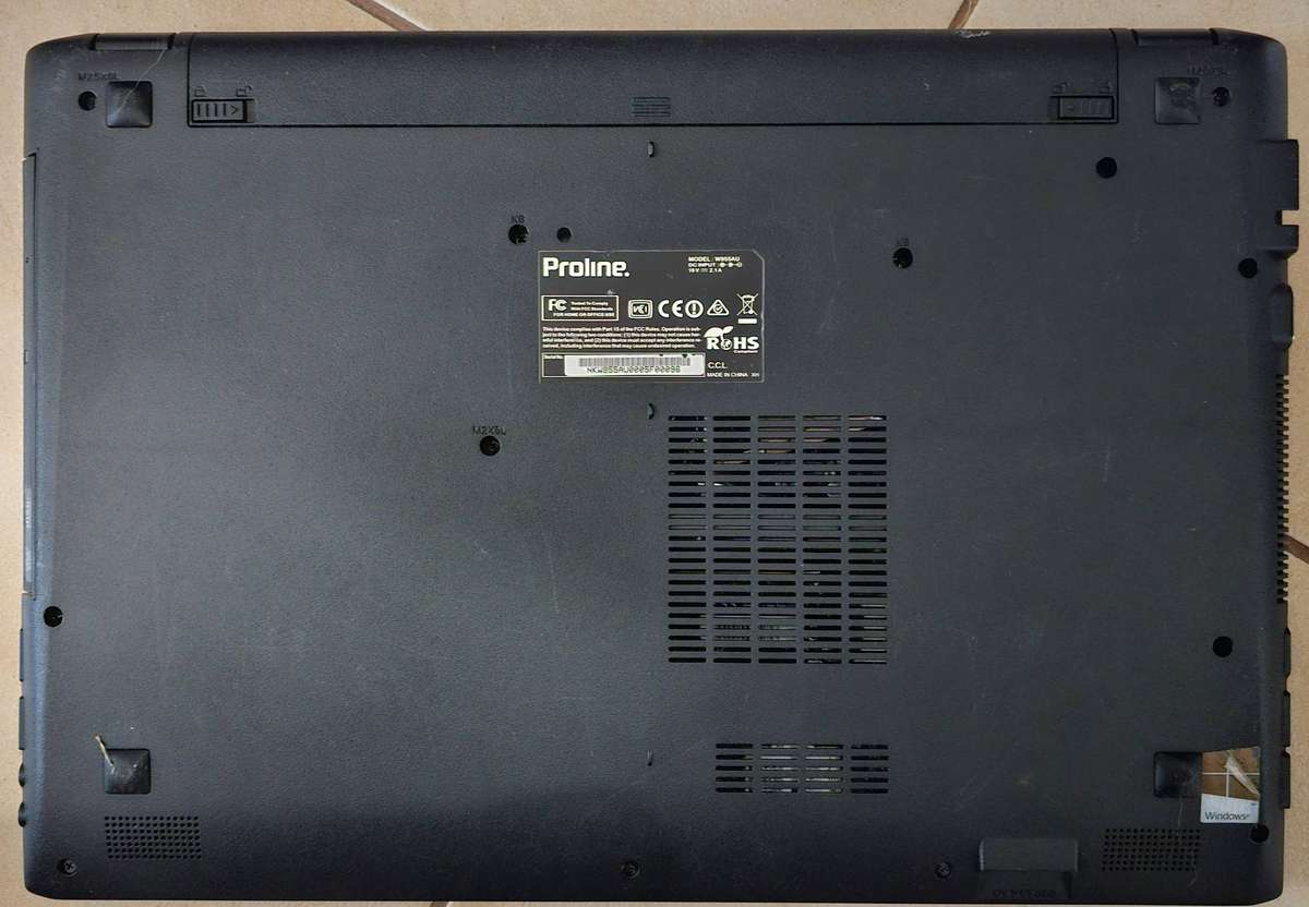 Working Proline W955AU Laptop with Charger