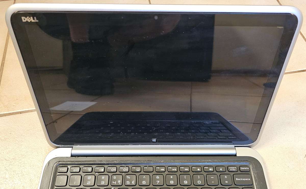 Dell XPS 12 9Q33 i7 Laptop