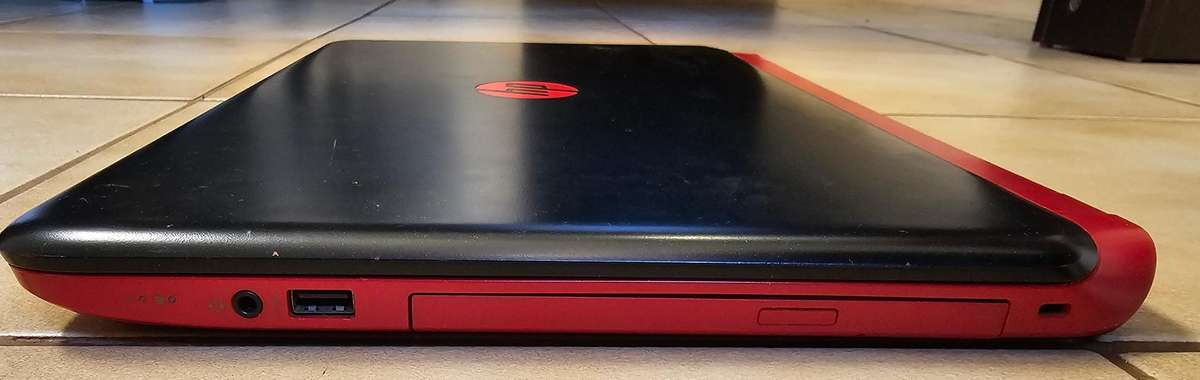 HP 15-P009NA Beats Laptop