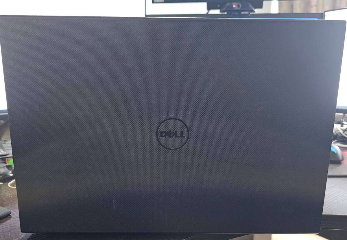 Dell Inspiron 15 with Charger