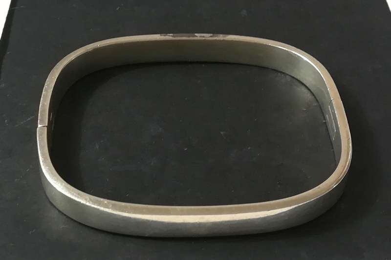 STERLING SILVER BANGLE 6X20MM 30.3 GRAMS