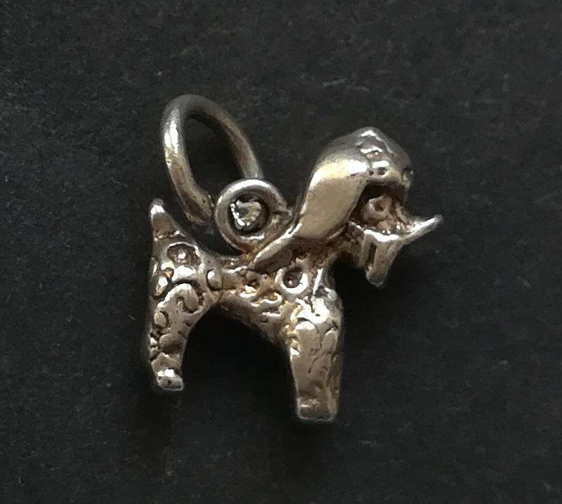 STERLING SILVER CHARM DOG 10X12MM