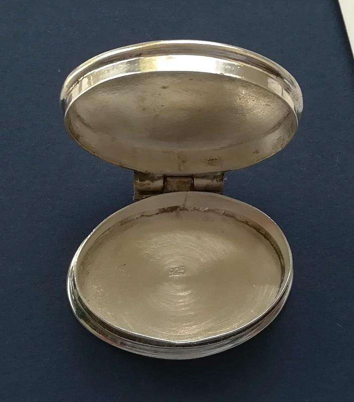 STERLING SILVER PILL BOX 10X20X30MM 10.9 GRAMS