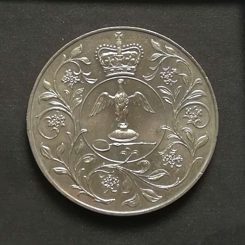 GREAT BRITAIN 1977 CROWN *ELIZABETH 2*