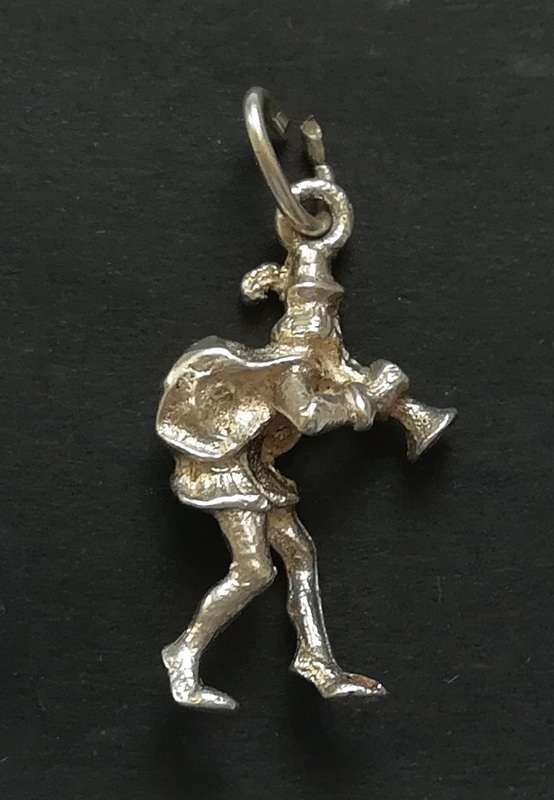 STERLING SILVER CHARM/PENDANT-FLUTE PLAYER 3 GRAMS 15X28MM