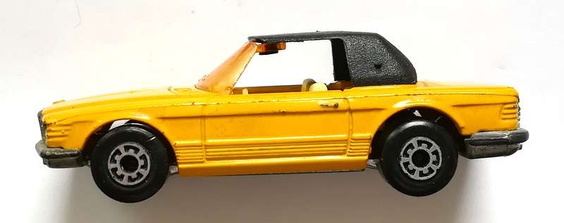 MATCHBOX SUPERFAST NO.6 MERCEDES 350SL 1973