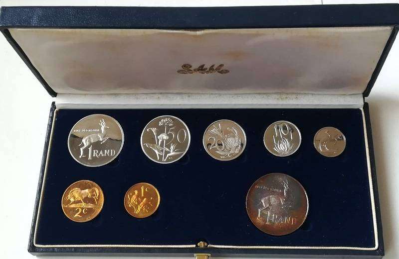 SOUTH AFRICA 1988 PROOF COIN SET IN S A M BLUE BOX
