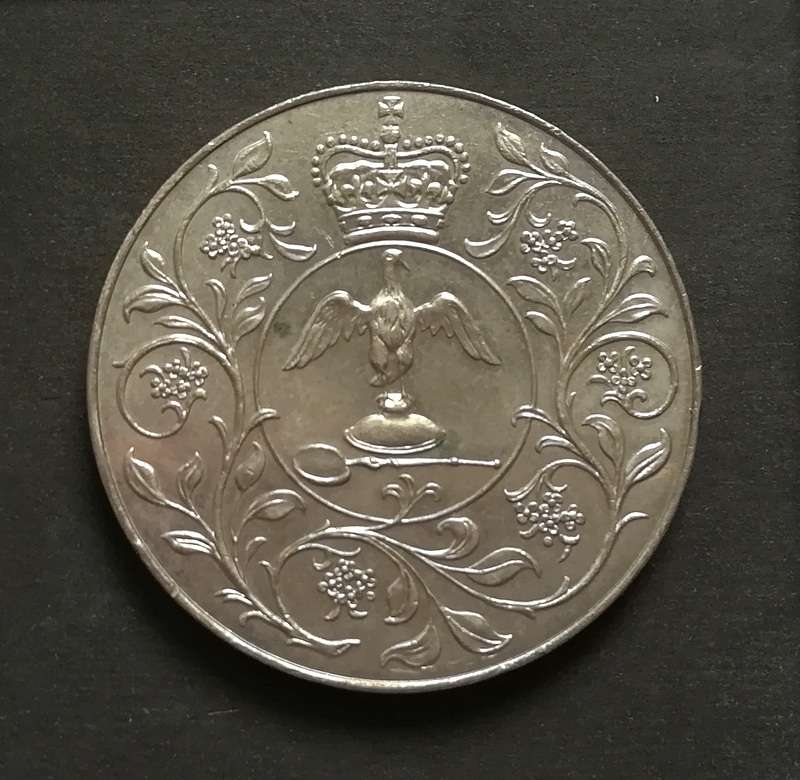 GREAT BRITAIN 1977 CROWN