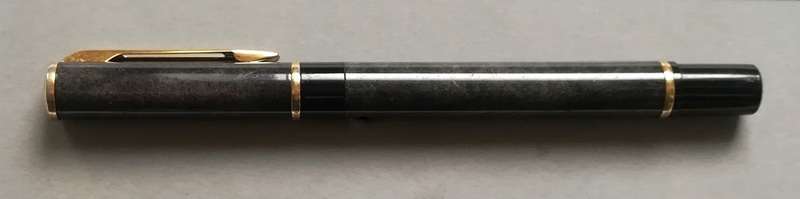 VINTAGE WATERMAN FOUNTAIN PEN WITH MARBLED BARREL *GOLD PLATED NIB - L*