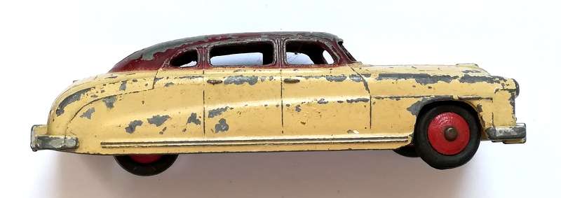DINKY TOYS 2-TONE HUDSON COMMODOR SEDAN SALOON CAR 1952
