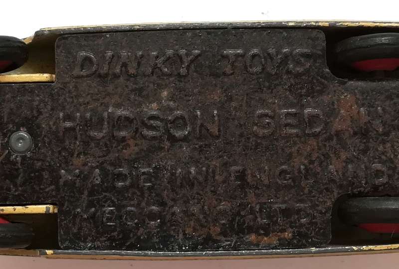 DINKY TOYS 2-TONE HUDSON COMMODOR SEDAN SALOON CAR 1952