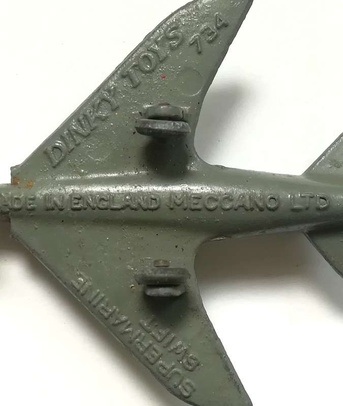 DINKY SUPERMARINE SWIFT 734