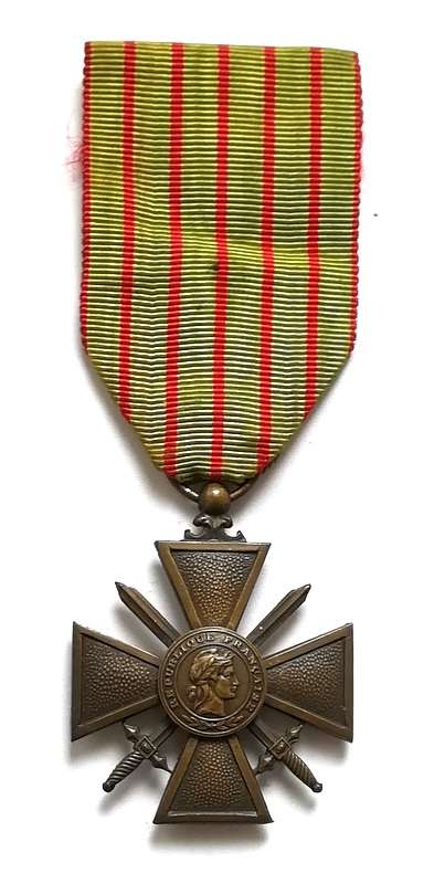 WW2 French Croix de Guerre - War Cross- Full Size (1939)
