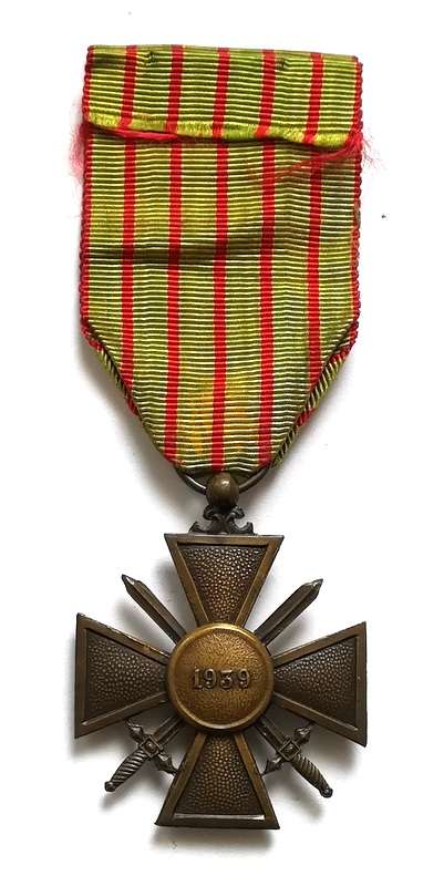 WW2 French Croix de Guerre - War Cross- Full Size (1939)
