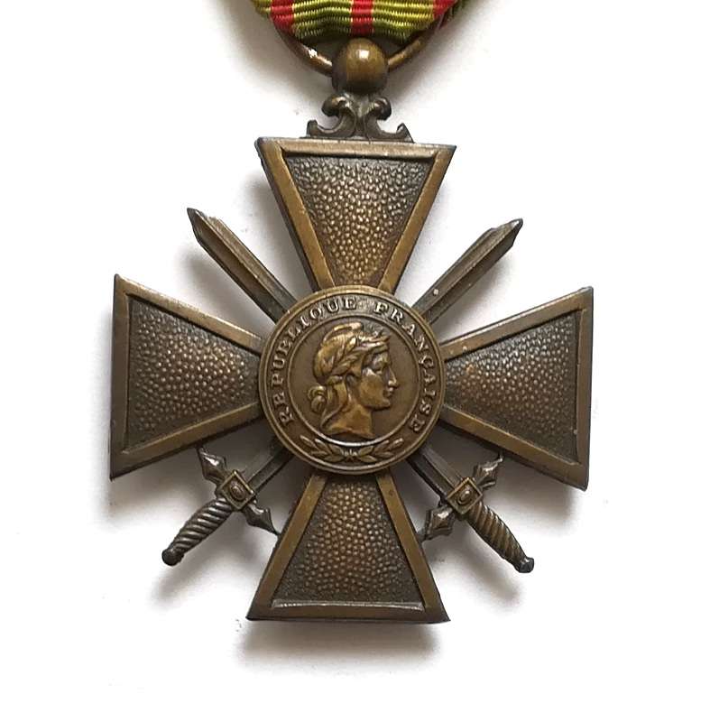 WW2 French Croix de Guerre - War Cross- Full Size (1939)
