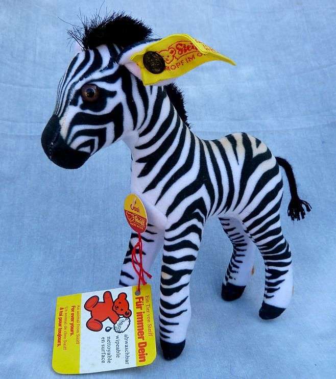 German original "Steiff" zebra, "For Ever You"..Fuer Immer Dein