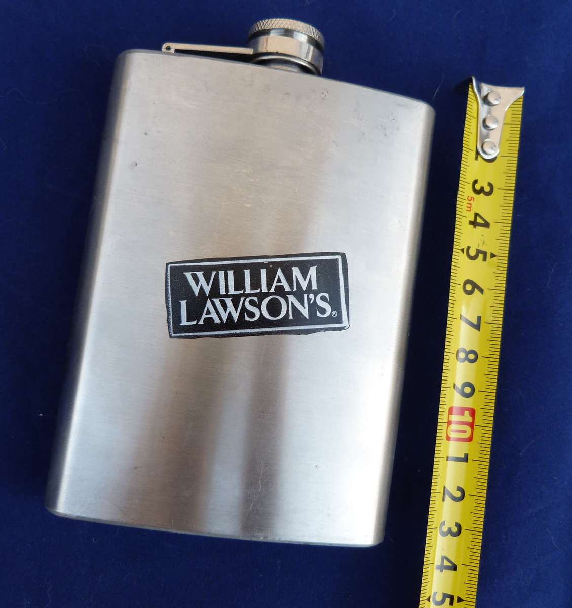 WILLIAM LAWSON'S FLASK.VINTAGE.STAINLESS STEEL. GREAT CONDITION