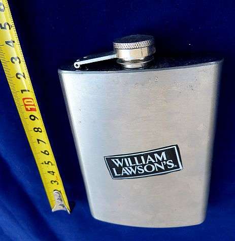 WILLIAM LAWSON'S FLASK.VINTAGE.STAINLESS STEEL. GREAT CONDITION