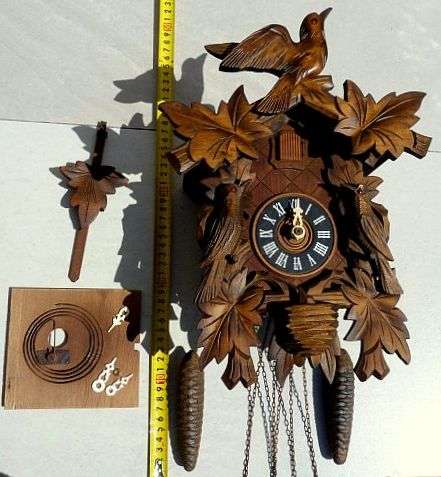 CUCKOO CLOCK. GORGEOUS HANDMADE VINTAGE FOREST CLOCK,MADE IN GERMANY
