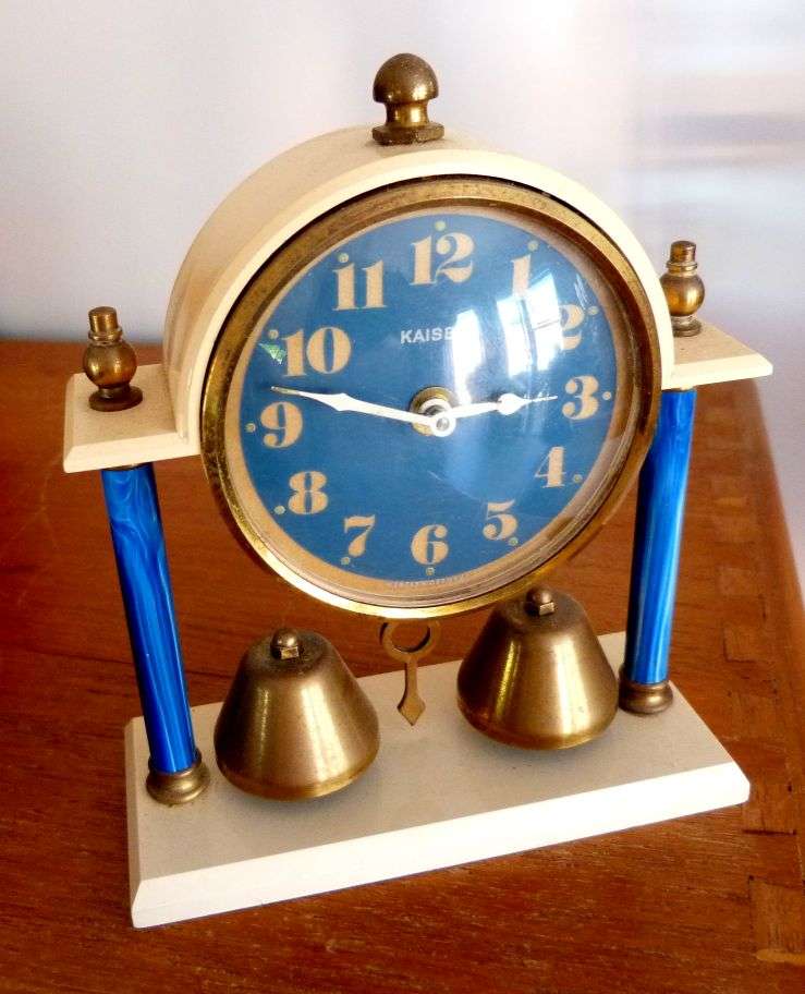 KAISER CLOCK, WESTERN GERMANY. NOT TESTED