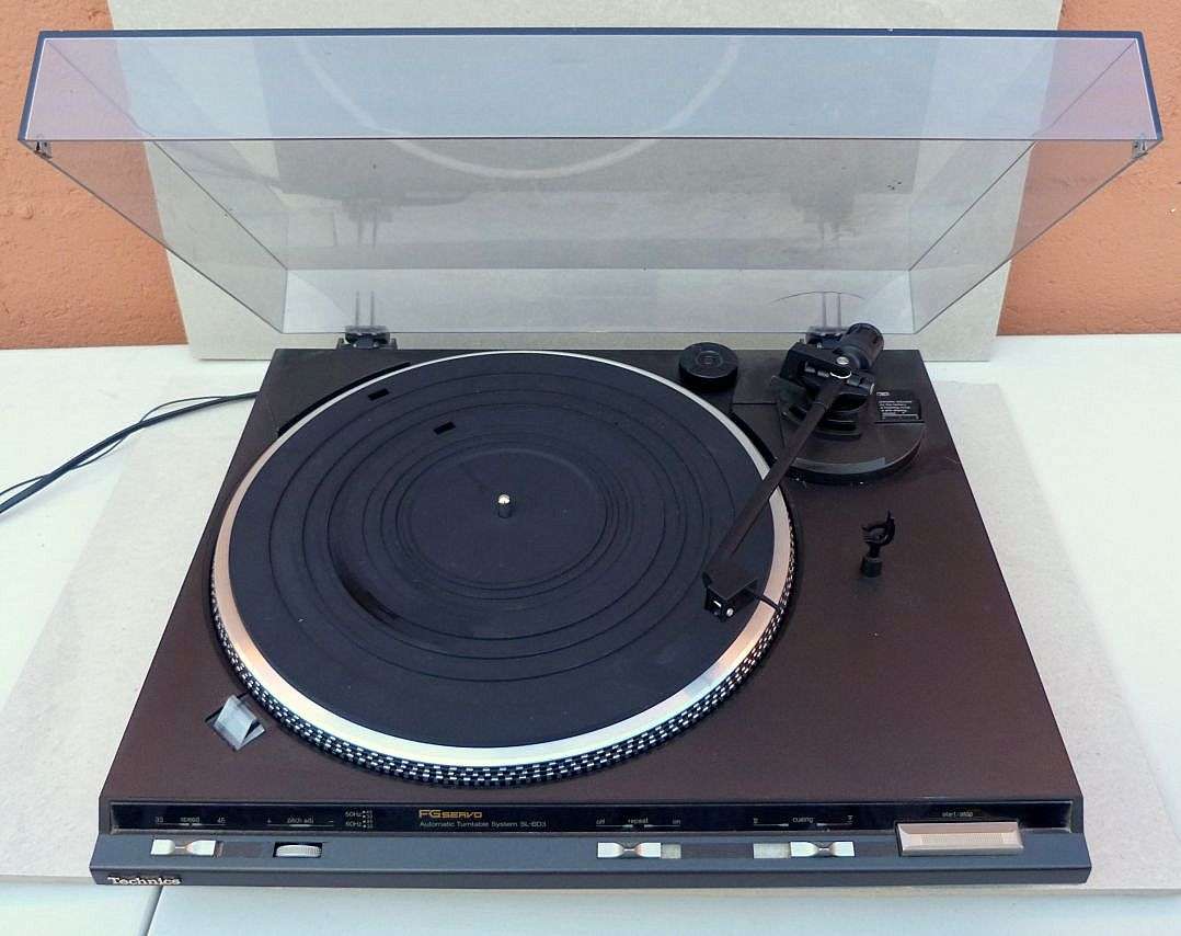 TECHNICS TURNTABLE "FG SERVO"