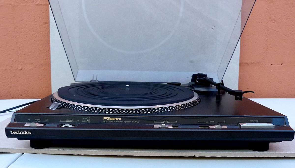 TECHNICS TURNTABLE "FG SERVO"