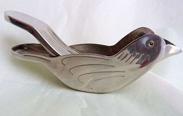 VINTAGE LEMON SQEEZER BIRD, METAL