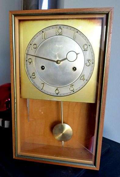 1930. GERMAN KIENZLE WALL CLOCK, EXCELLENT WORKING. STRIKING