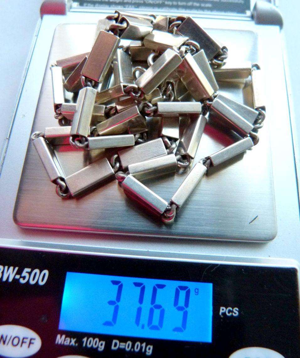 CLASSY VINTAGE STERLING SILVER NECKLACE