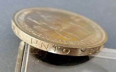 COIN .ELIZABETH 2. ....DEI GRATIA BRITT OMN REGINA ..FIVE SHILLINGS. 1953.UNCIRCULATED