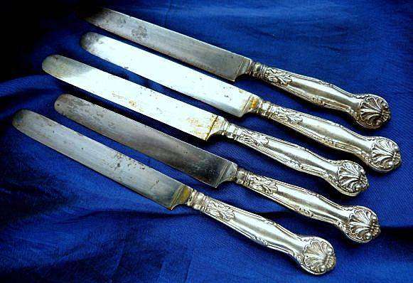 5 KNIVES WITH ORNATE HANDLES