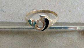 VINTAGE RING WITH DOLPHIN. STERLING SILVER. UNUSED