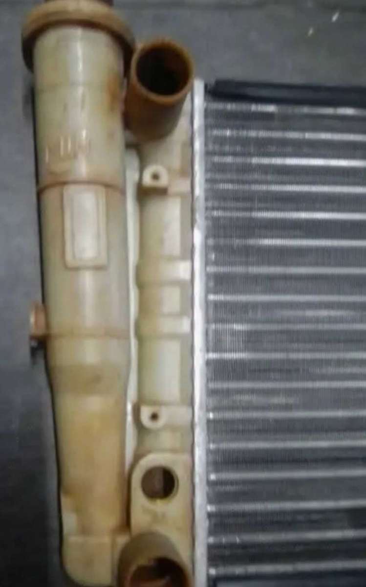 RADIATOR : FIAT UNO / CENTO / FIRE / MIA. 1990 TO 2000.