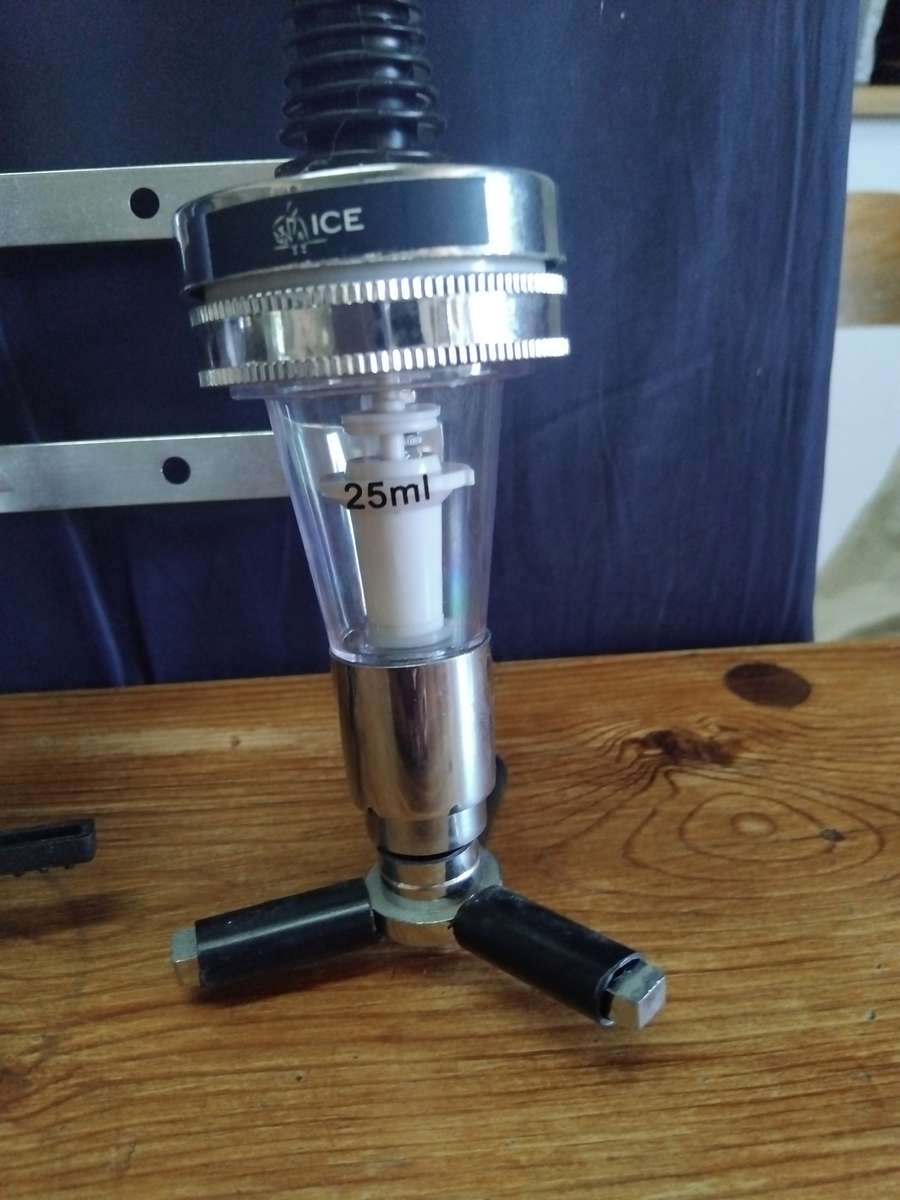 Bar Accessories :  Optics and Bracket. Triple Optic.