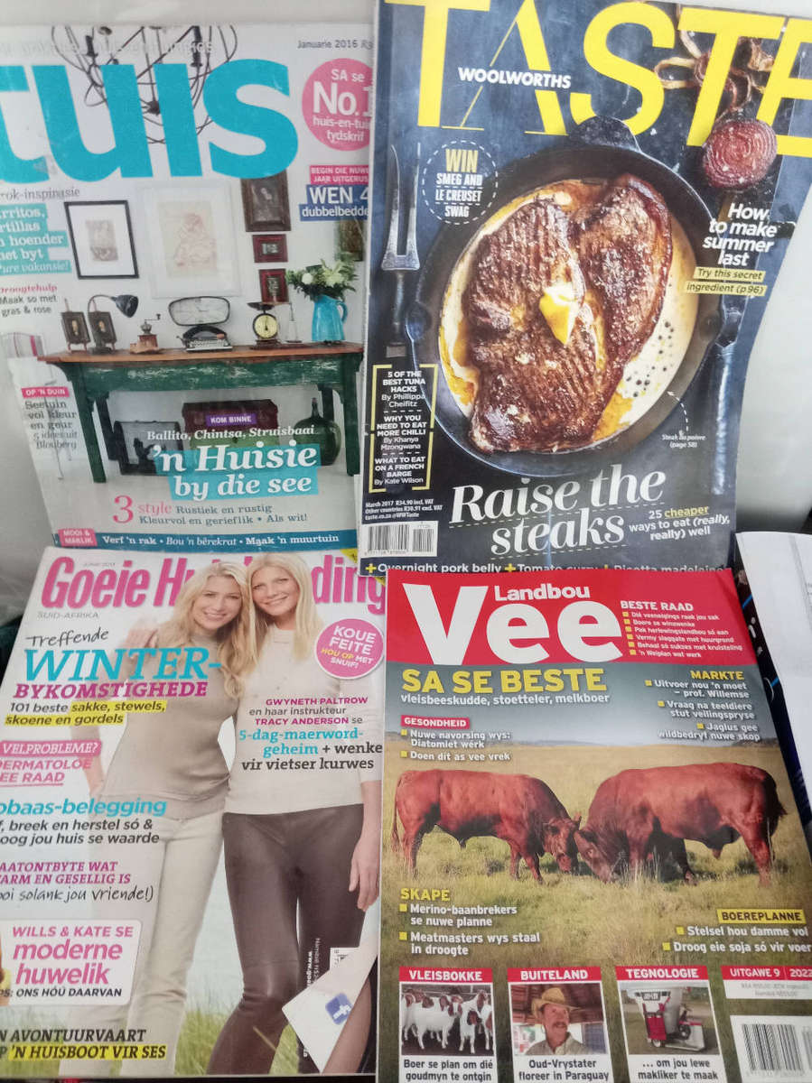 24 X ASSORTED MAGAZINES. SEE PHOTOS.