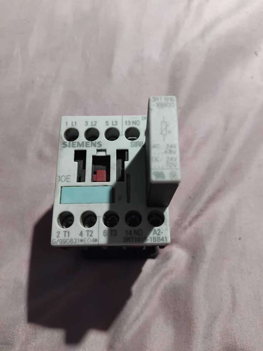 SIEMENS CONTACTOR IEC 60 947 VDE 0660 & SURGE SUPPRESSOR 3RT196-1BB00
