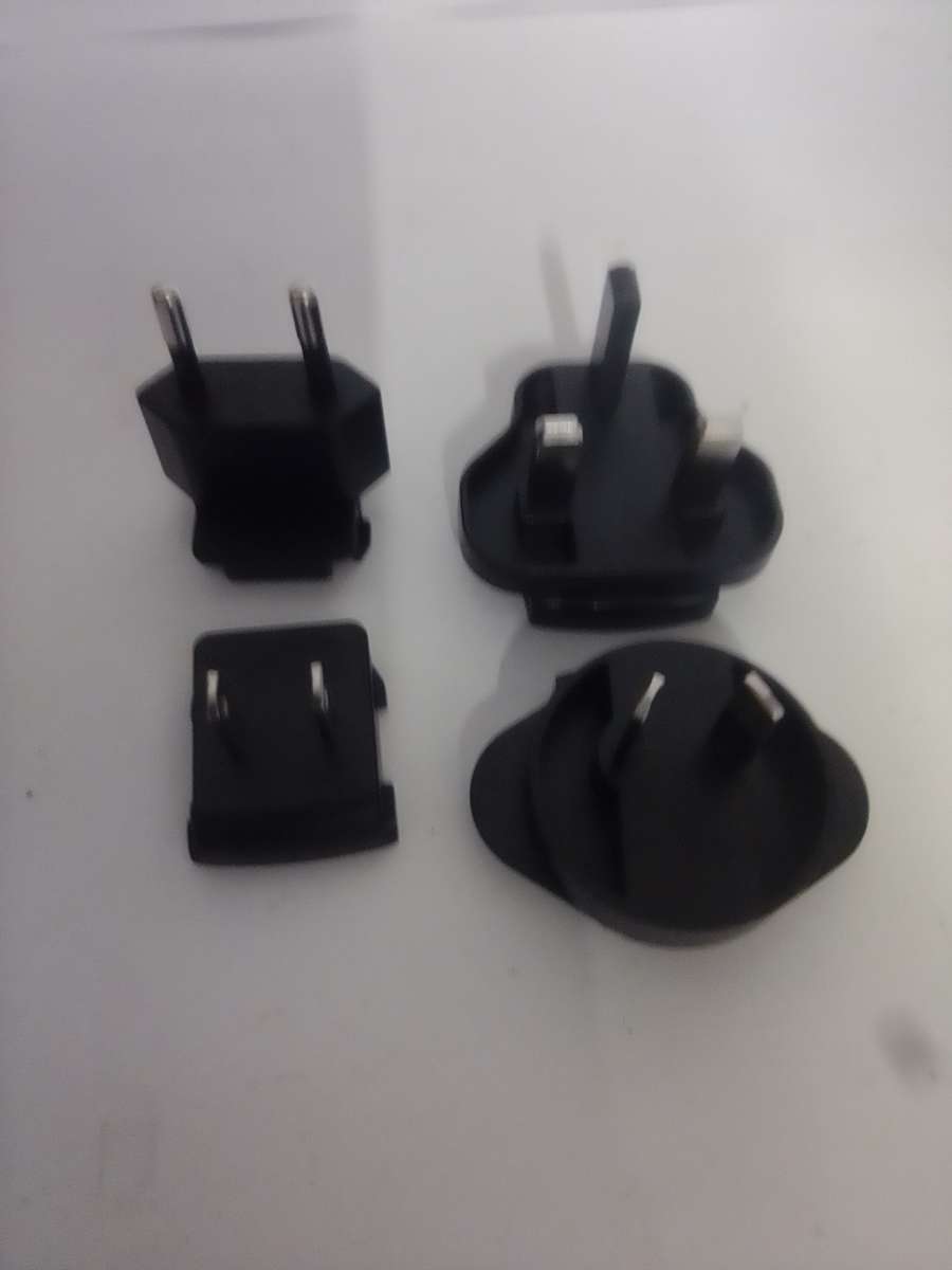 Sunny Switching Adapter SYS 1561 - 1005