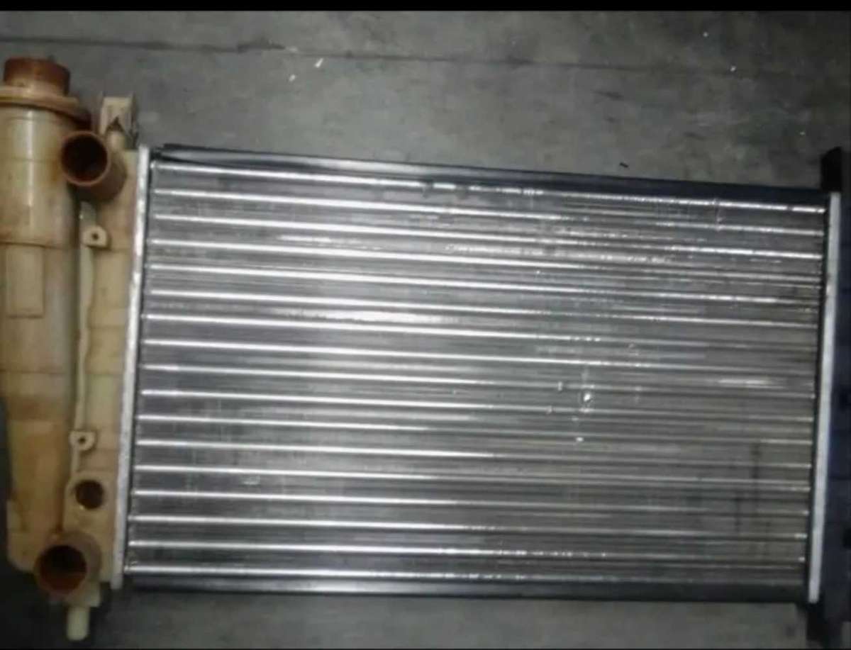 RADIATOR : FIAT UNO / CENTO / FIRE / MIA. 1990 TO 2000.
