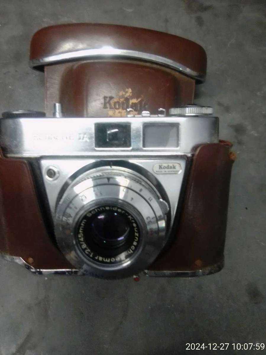 Kodak Retinette IA Camera in Leather Case.