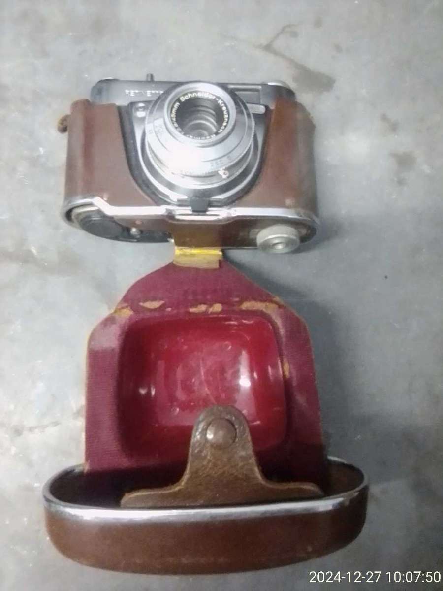 Kodak Retinette IA Camera in Leather Case.