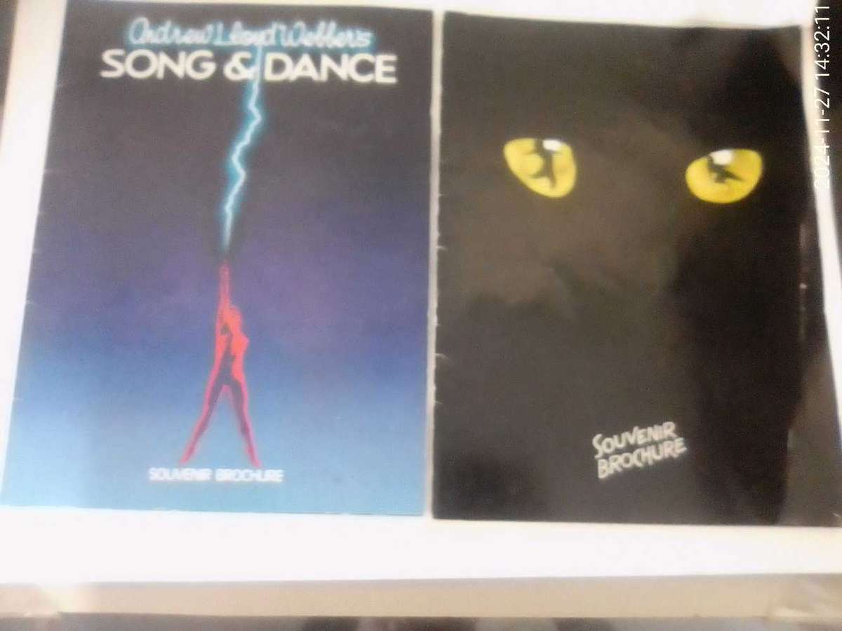 ANDREW LLOYD WEBBER'S SOUVENIR BROCHURES AD PER PHOTOS. ( 1981 CATS / 1982 SONG & DANCE )