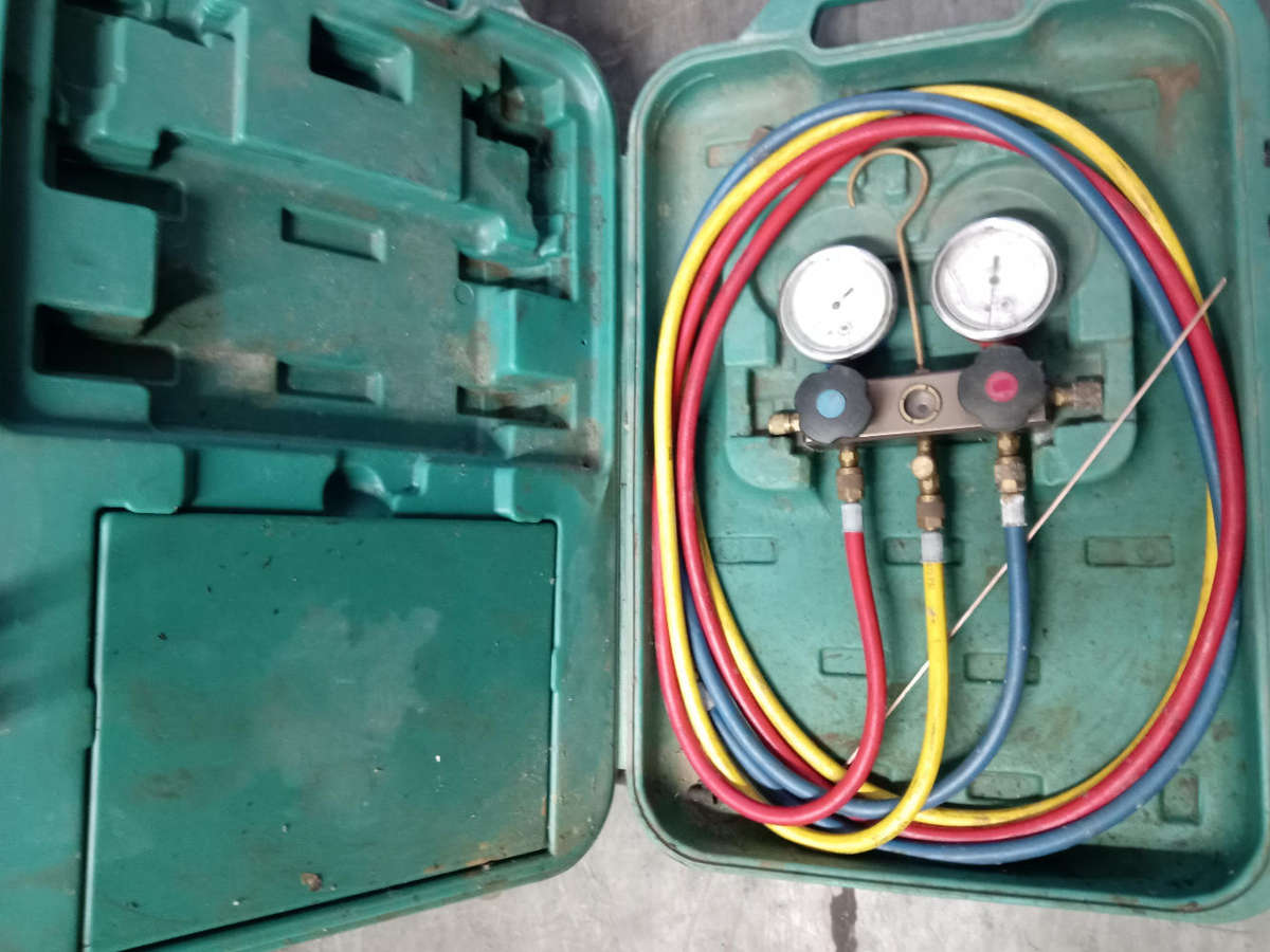 REFCO REFRIGERATION / AIRCONDITIONING GAUGES