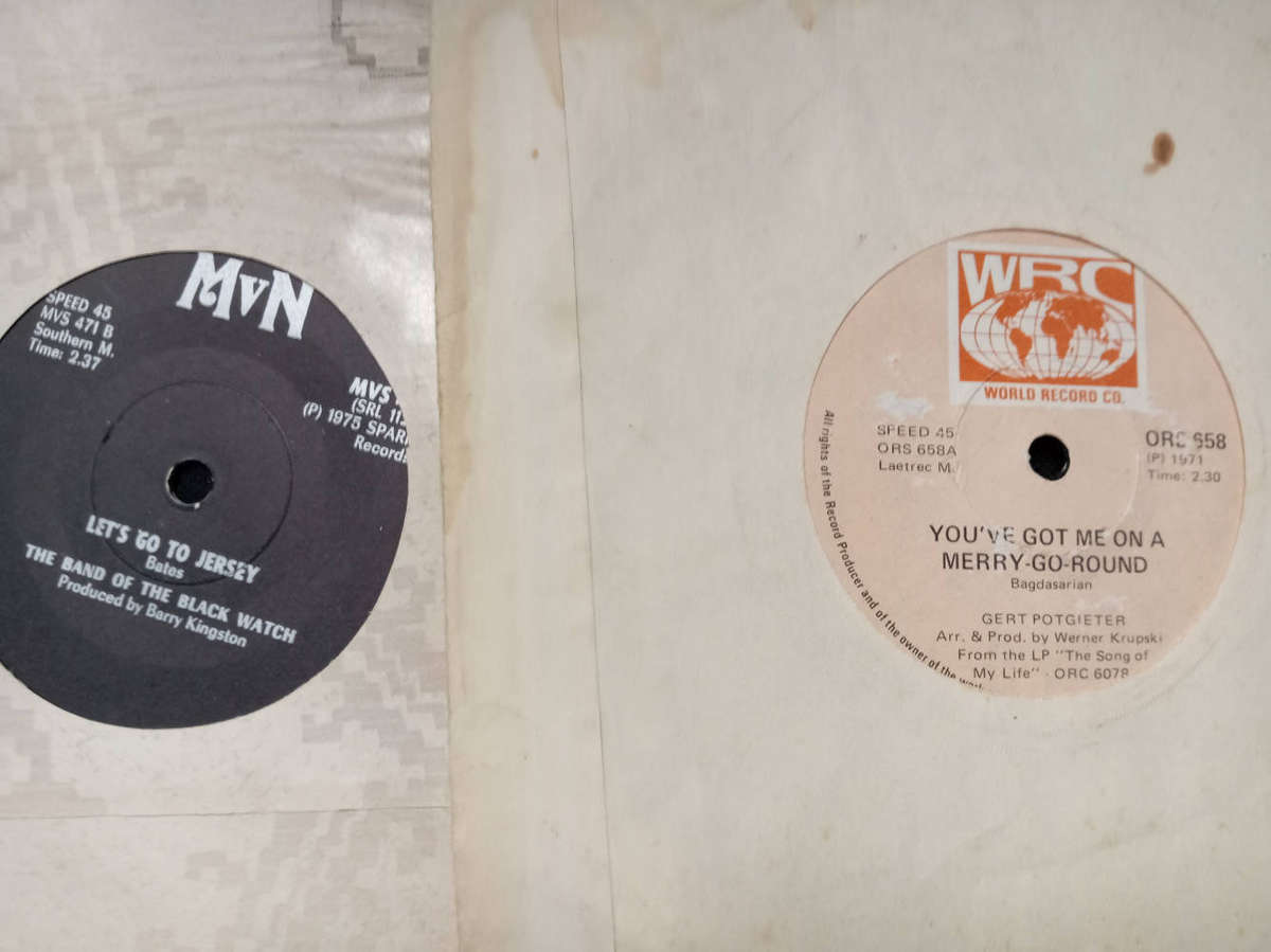 11 X ASSORTED SEVEN SINGLE VINYL RECORDS PER PHOTOS.