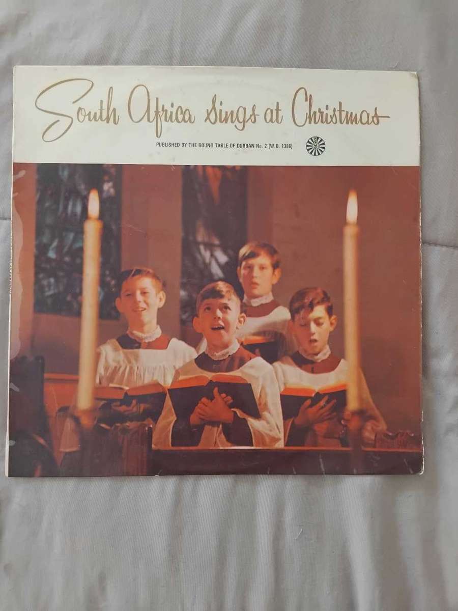 CHRISTMAS CAROLS LP RECORDS . 10 AS PER PHOTOS