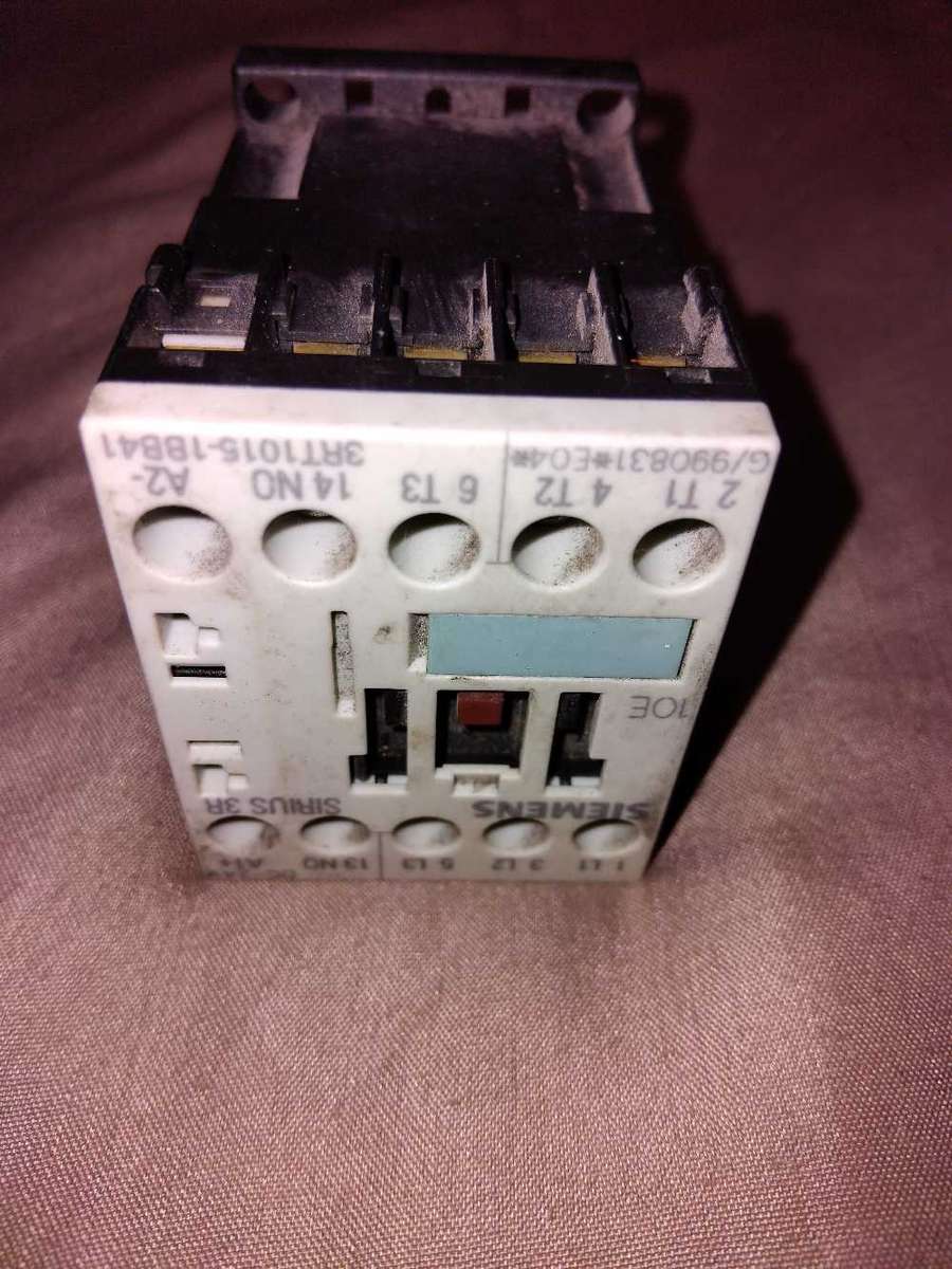 SIEMENS CONTACTOR IEC 60 947 VDE 0660 & SURGE SUPPRESSOR 3RT196-1BB00
