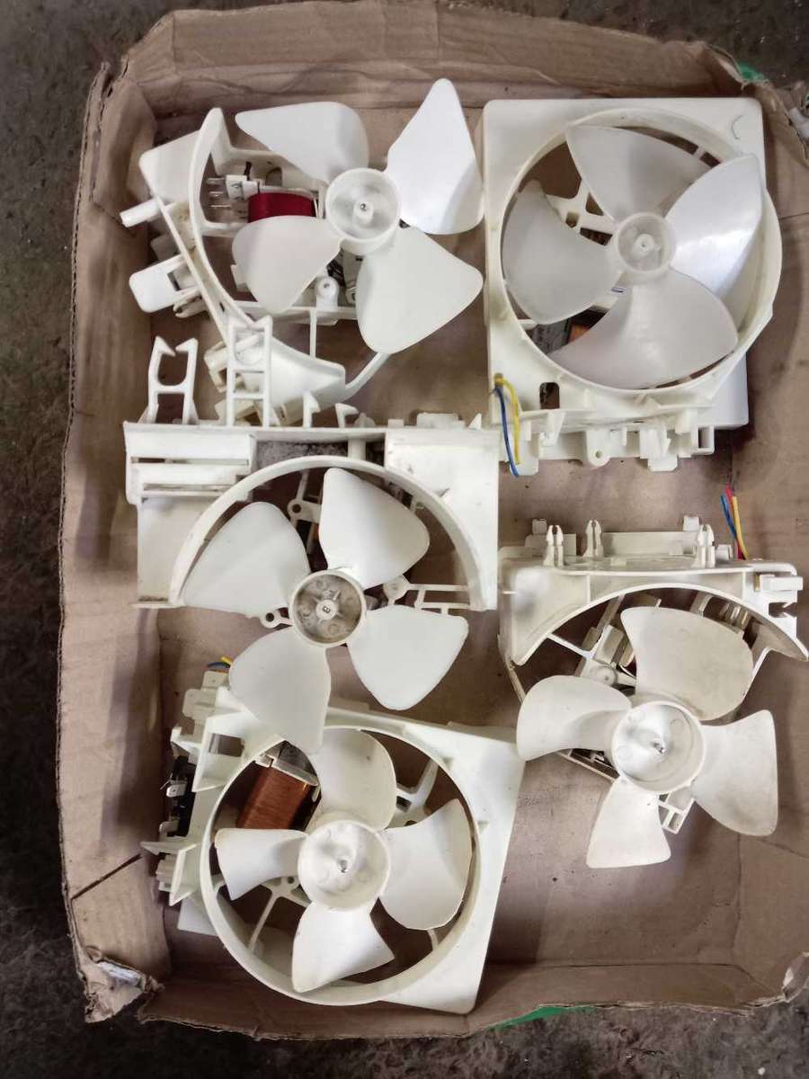 5 X MICROWAVE FAN MOTORS.