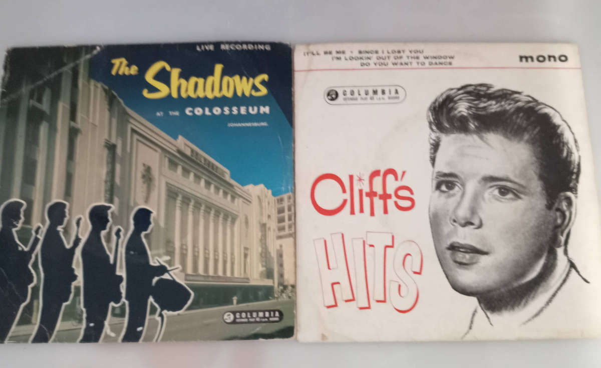 SEVEN SINGLES. CLIFF RICHARD / THE SHADOWS.
