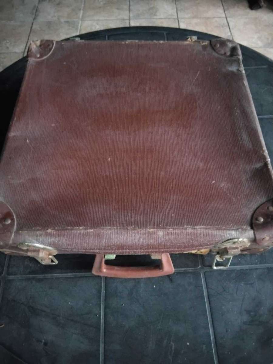 16mm MOVIE REELS IN CASE: , THE IRON MAIDEN - 1963