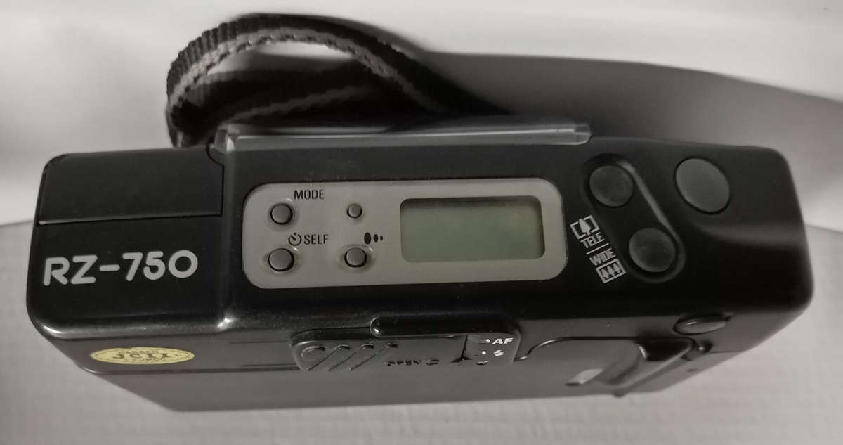 RICOH RZ-750 CAMERA