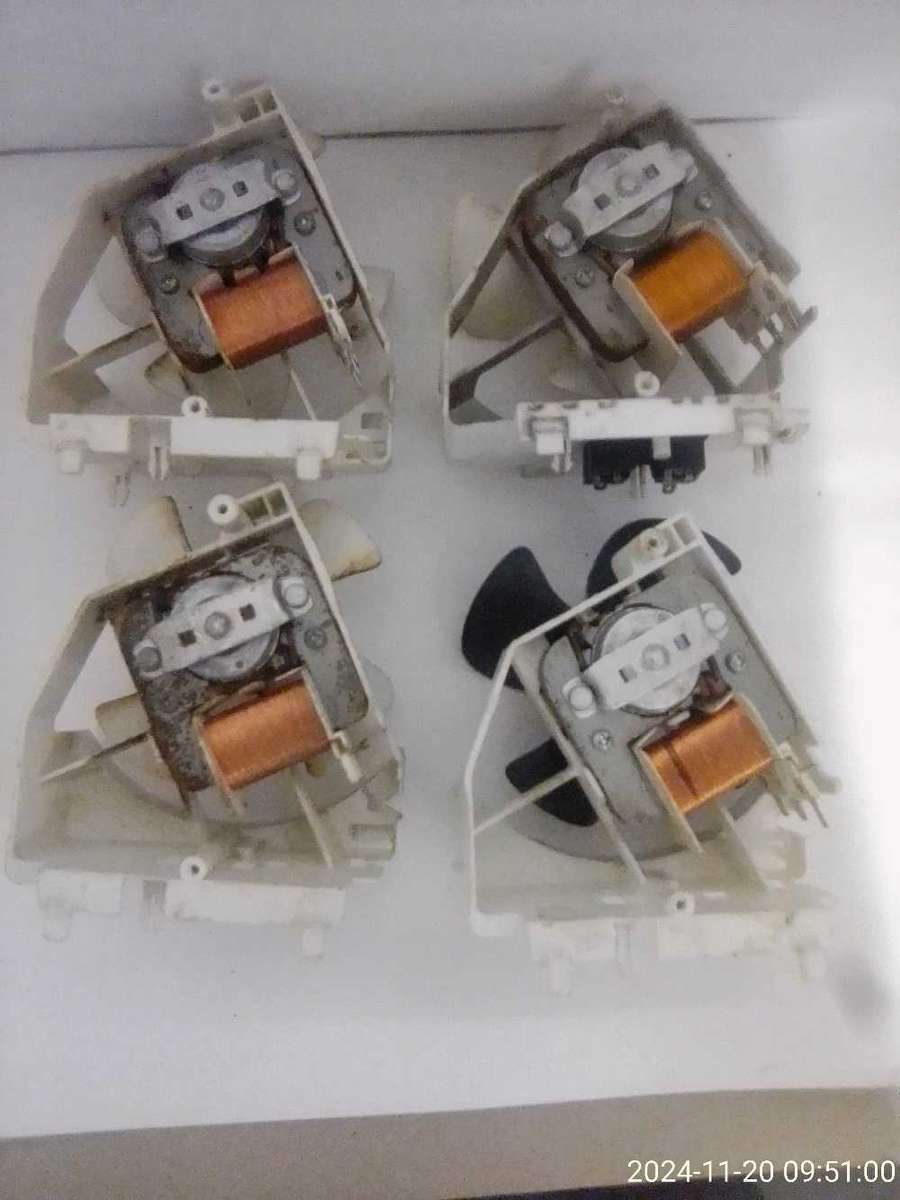 MICROWAVE FAN MOTORS IDEAL FOR USE IN BILTONG DRYERS ( TOTAL OF 4 FOR R30.00 )